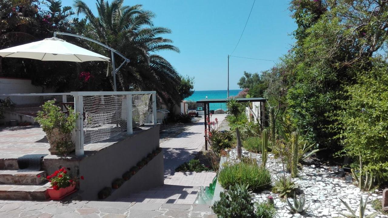 מסינה La Casa A Mare B&B מראה חיצוני תמונה