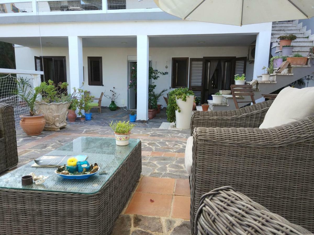 מסינה La Casa A Mare B&B מראה חיצוני תמונה